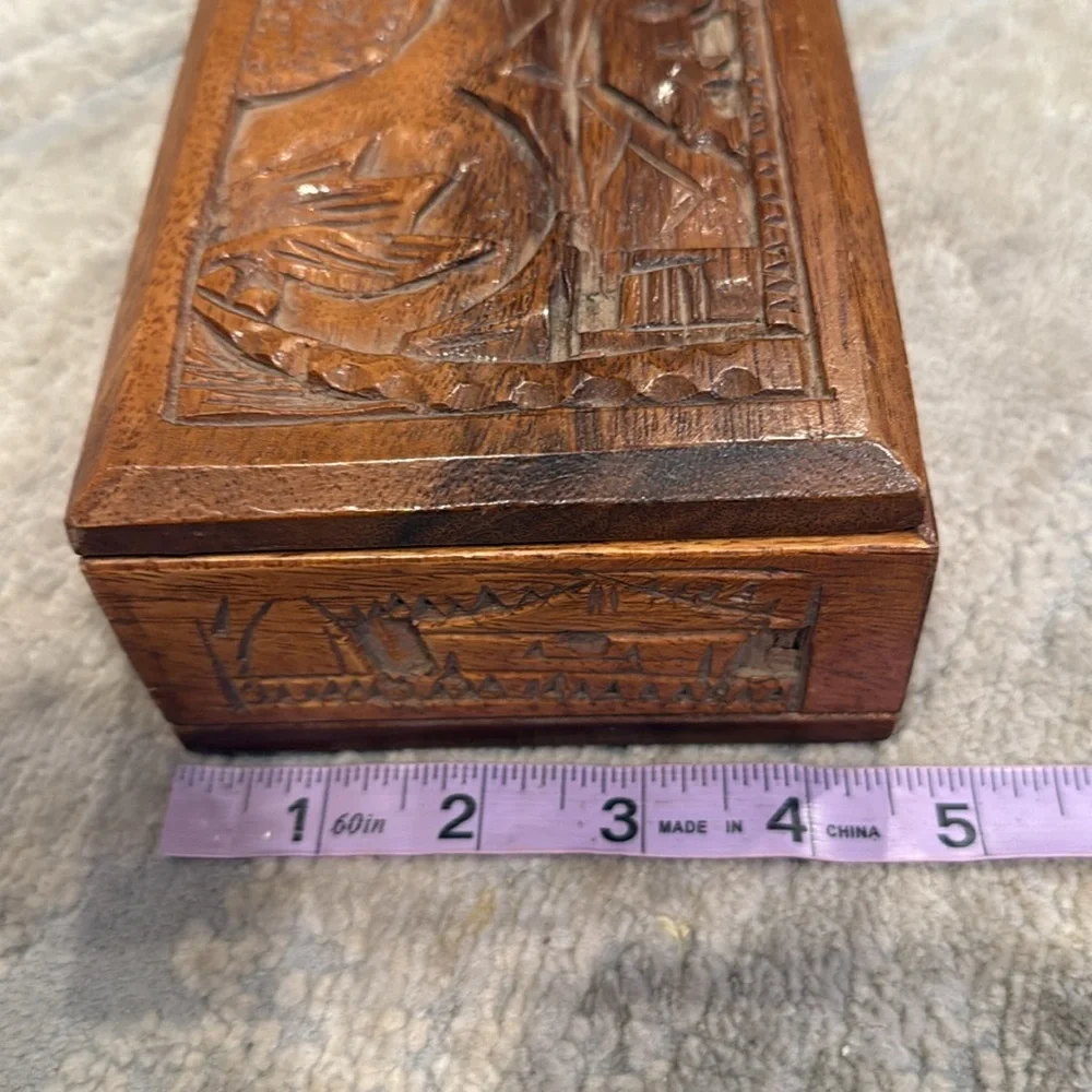Antique/Vintage Jewelry Box Wood Hand Carved Hinged tropical design monkey pod